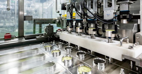 小罐茶以“敢保真”與“盲選”引領(lǐng)茶葉食品安全新標(biāo)準(zhǔn)，探秘小食品生產(chǎn)線的品質(zhì)革命